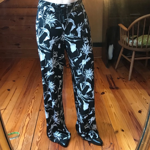 White House Black Market Wide Leg Pants, EUC, XS - Picture 14 of 15